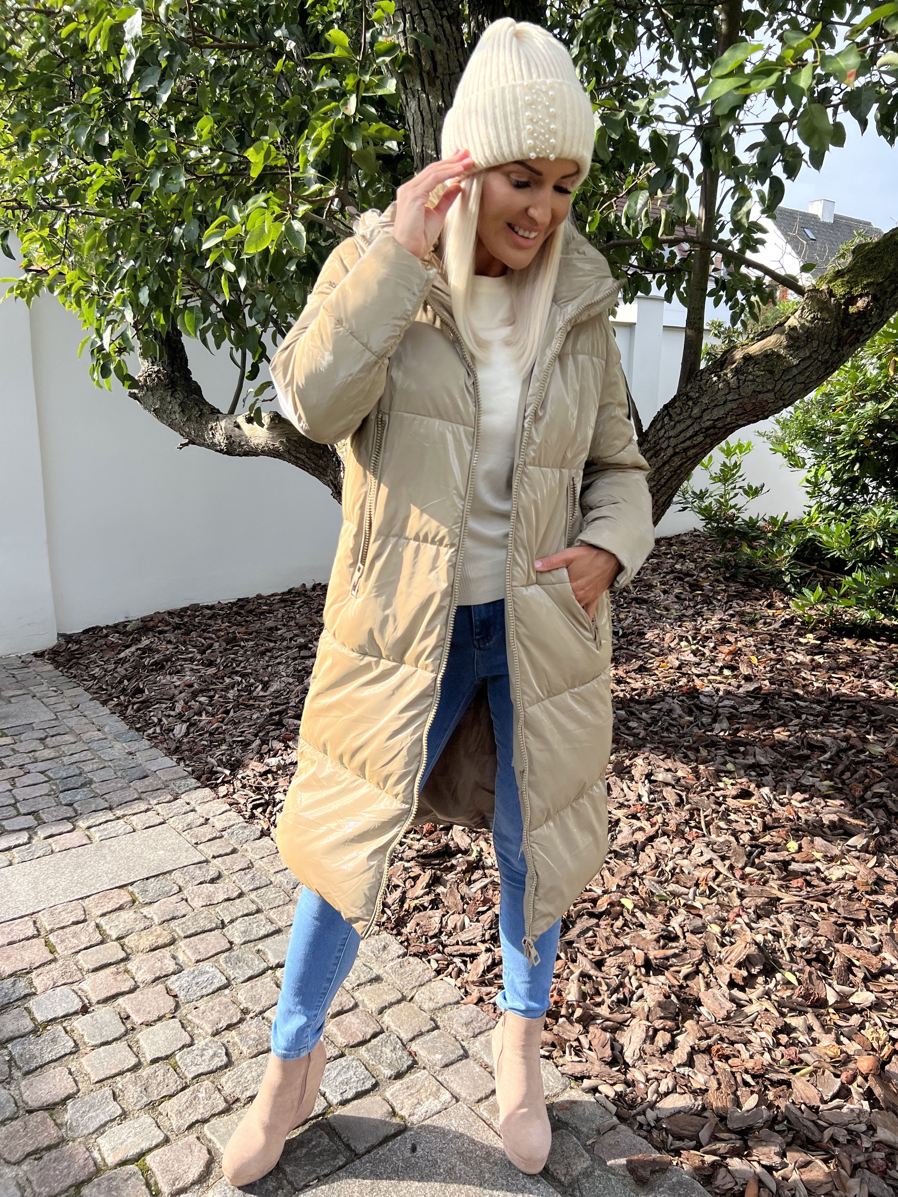 Cristabel - Shiny dunjacka med luva
